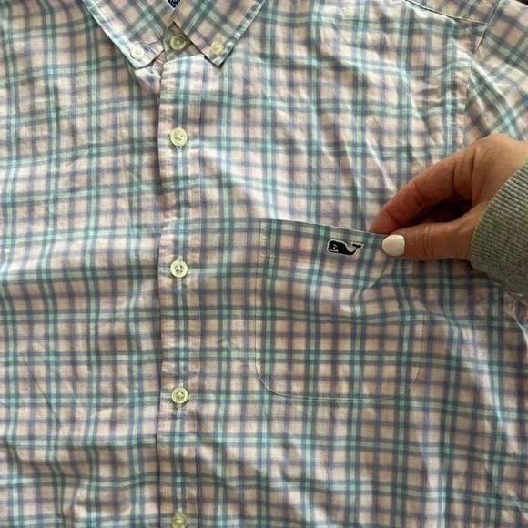 Vineyard Vines Men’s Classic Fit Tucker Shirt Size Medium - Picture 2 of 5